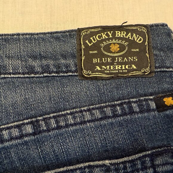 Lucky Brand Sweet N Low Boot Cut Jeans Size 10/30 NWOT - Picture 9 of 10